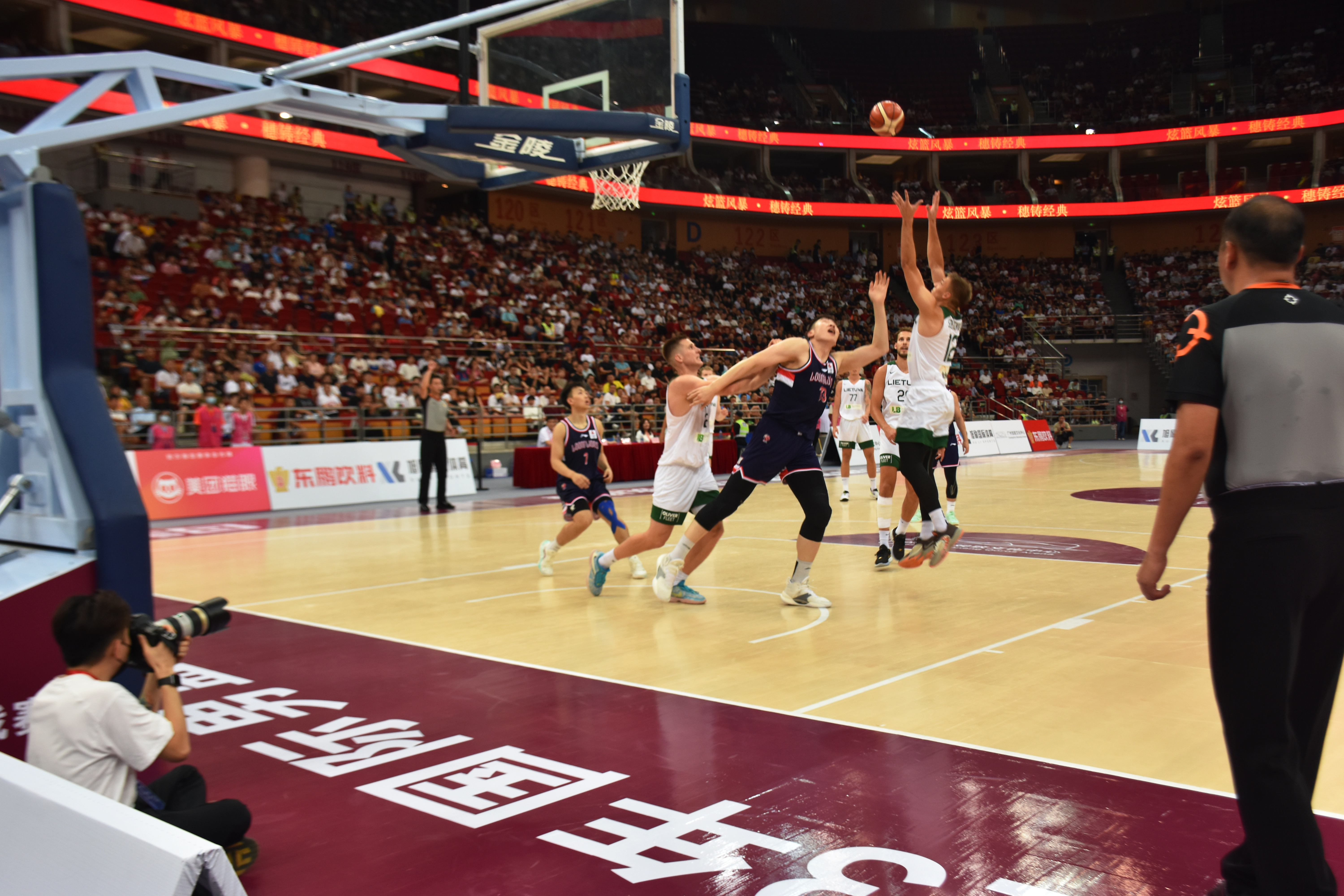 廣州寶能觀致文化中心 2023國際男籃經典挑戰賽