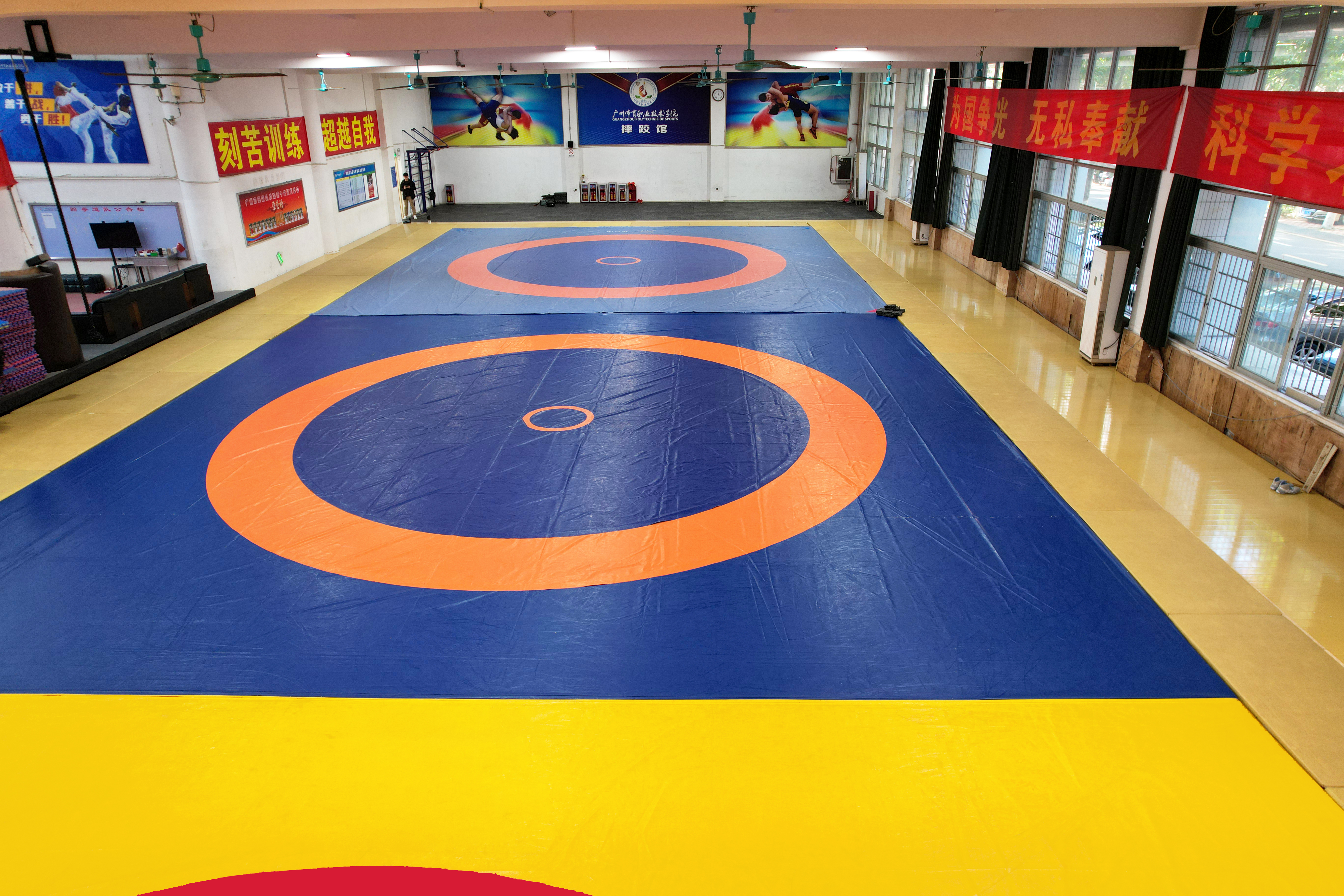廣州體育職業技術學院摔跤館